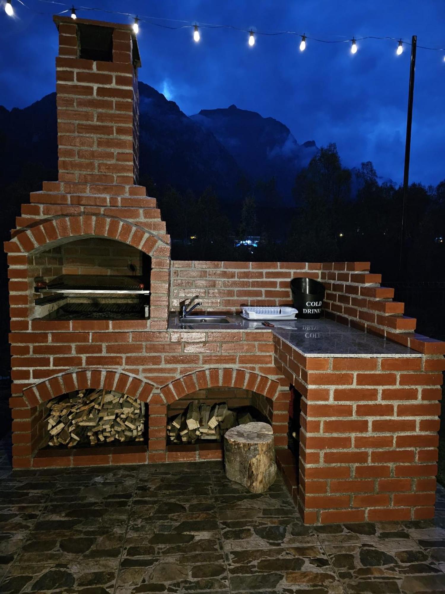Ama Garden Apartment Buşteni Exterior foto